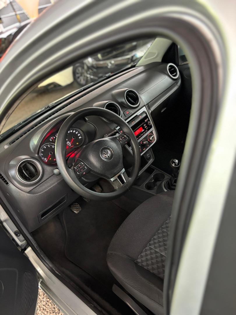 VOLKSWAGEN Gol - Miniatura
