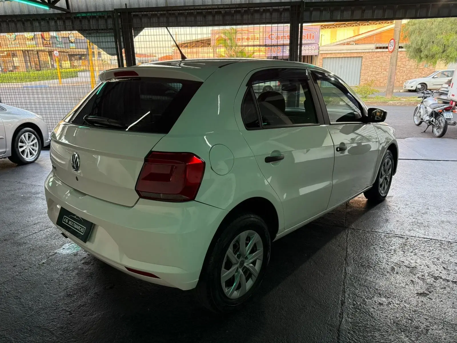 VOLKSWAGEN Gol - Foto