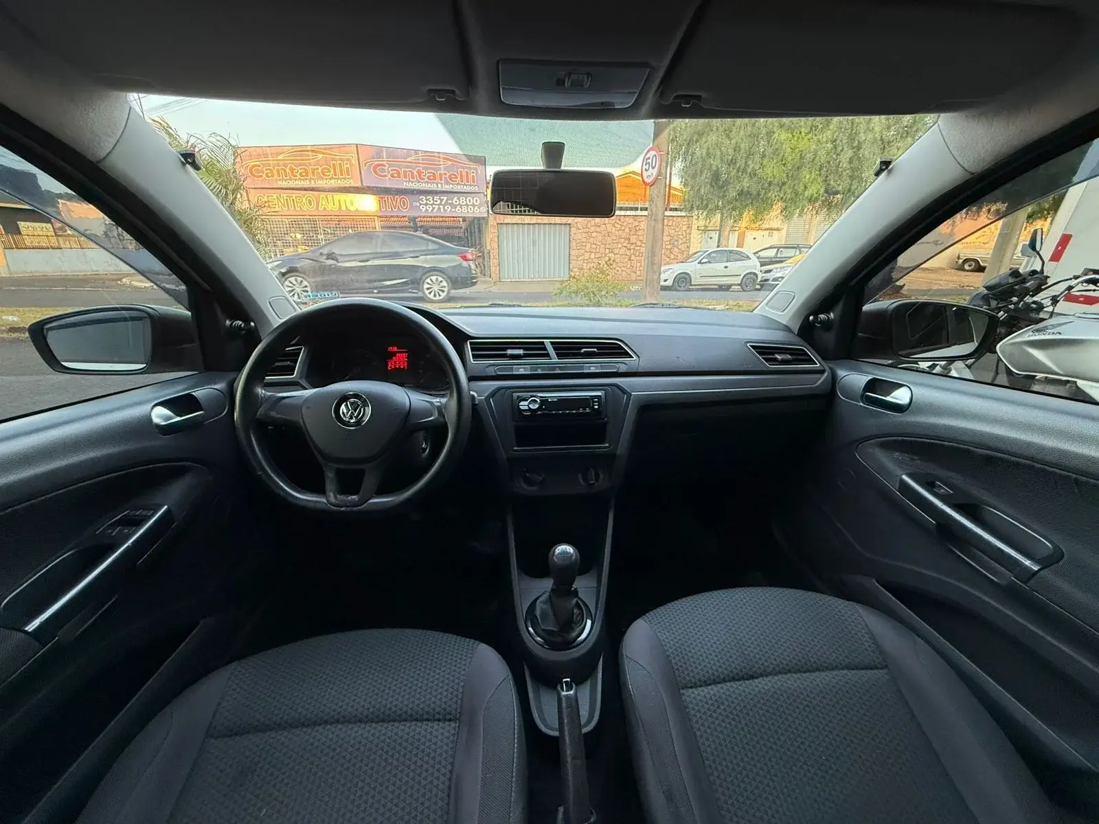 VOLKSWAGEN Gol - Foto