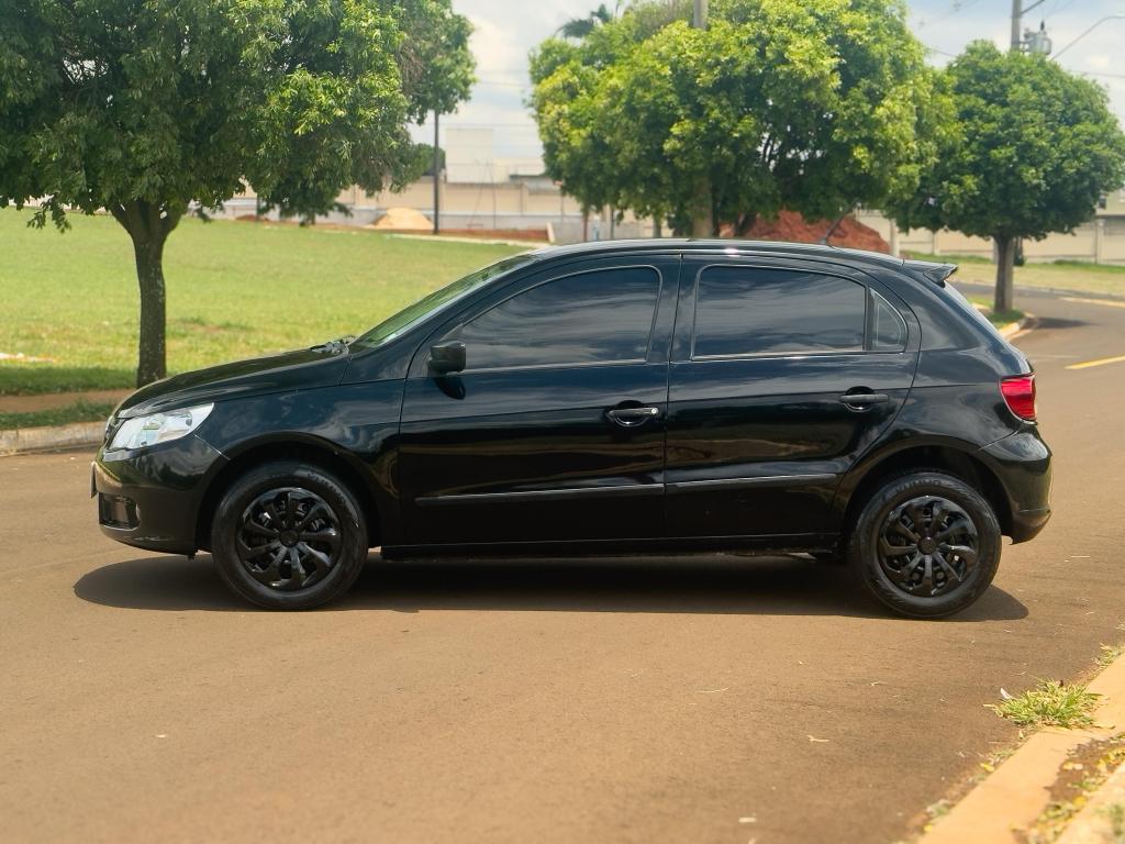 VOLKSWAGEN Gol - Foto