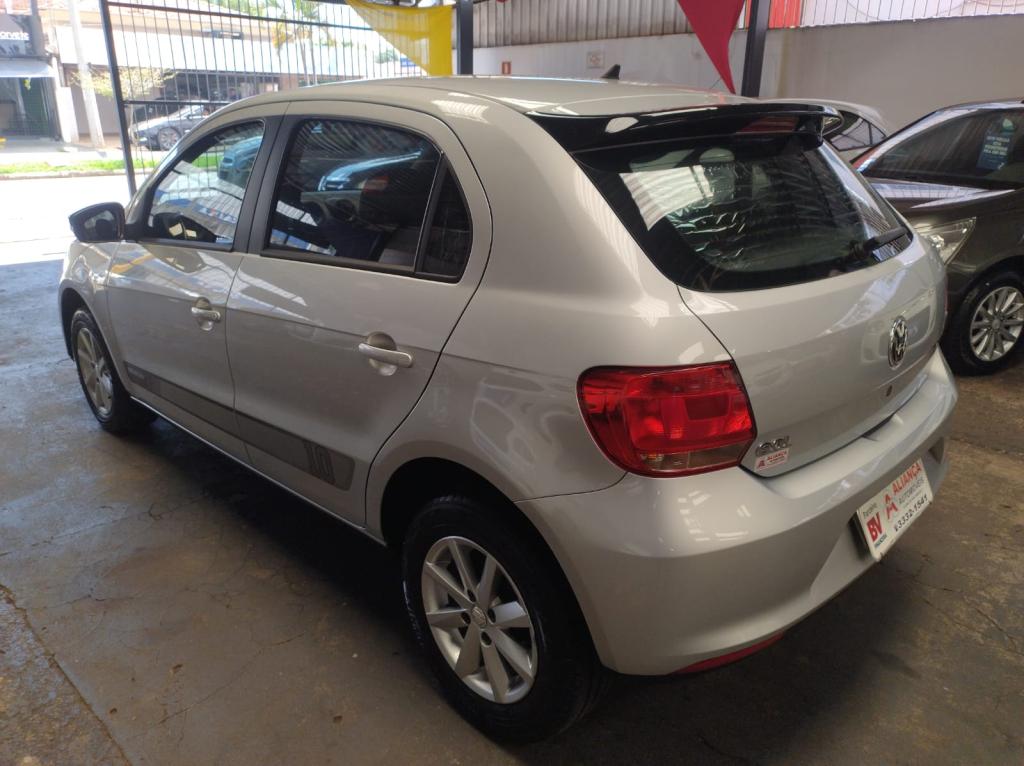 VOLKSWAGEN Gol - Foto