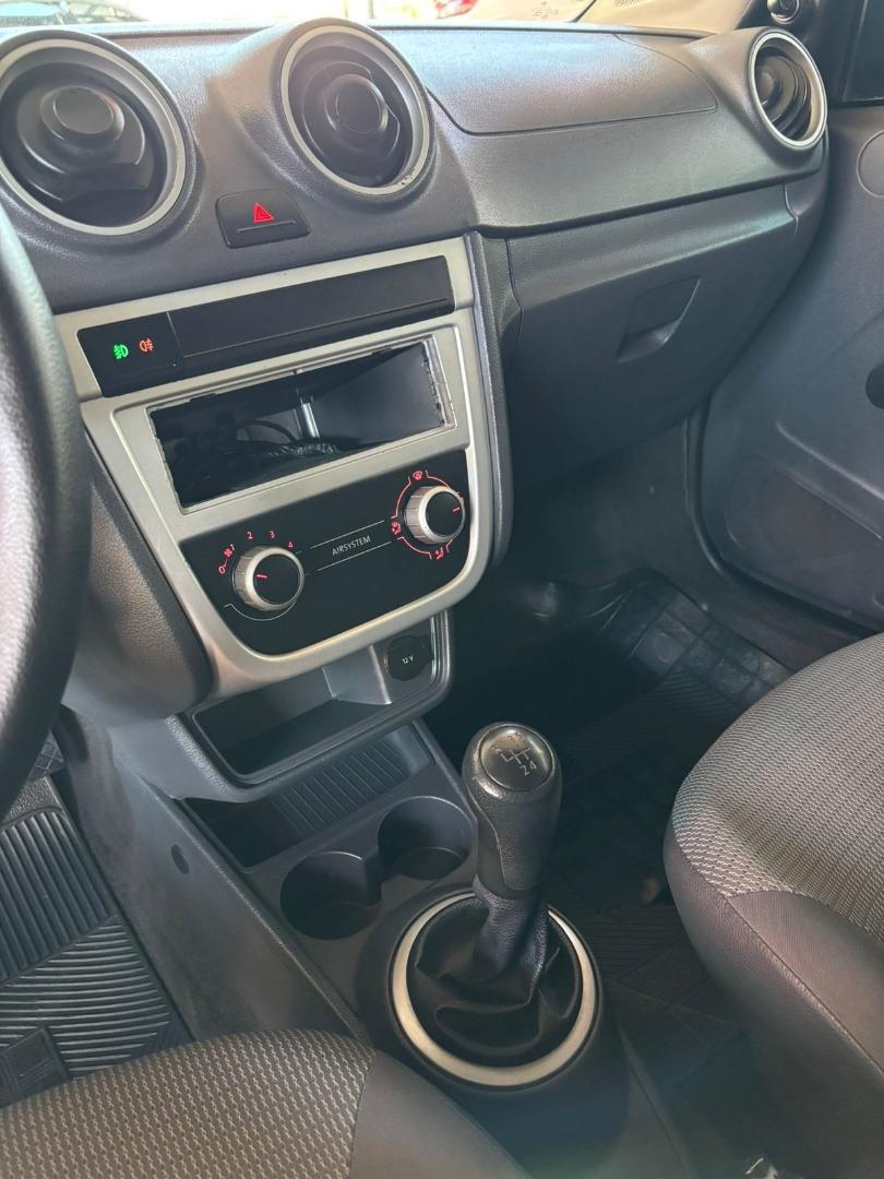 VOLKSWAGEN Gol - Foto