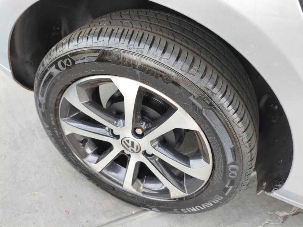 VOLKSWAGEN Gol - Foto