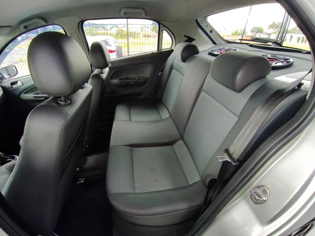 VOLKSWAGEN Gol - Foto