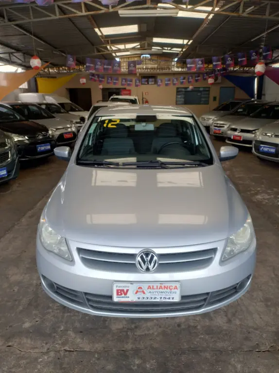 VOLKSWAGEN Gol