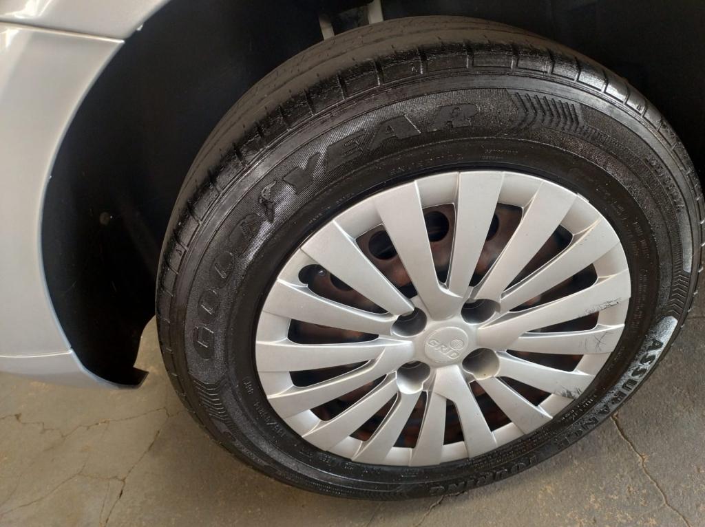 VOLKSWAGEN Gol - Foto