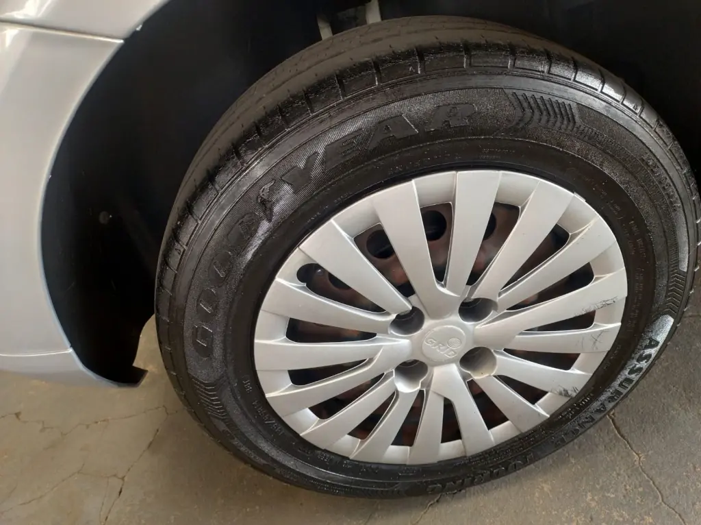 VOLKSWAGEN Gol - Foto