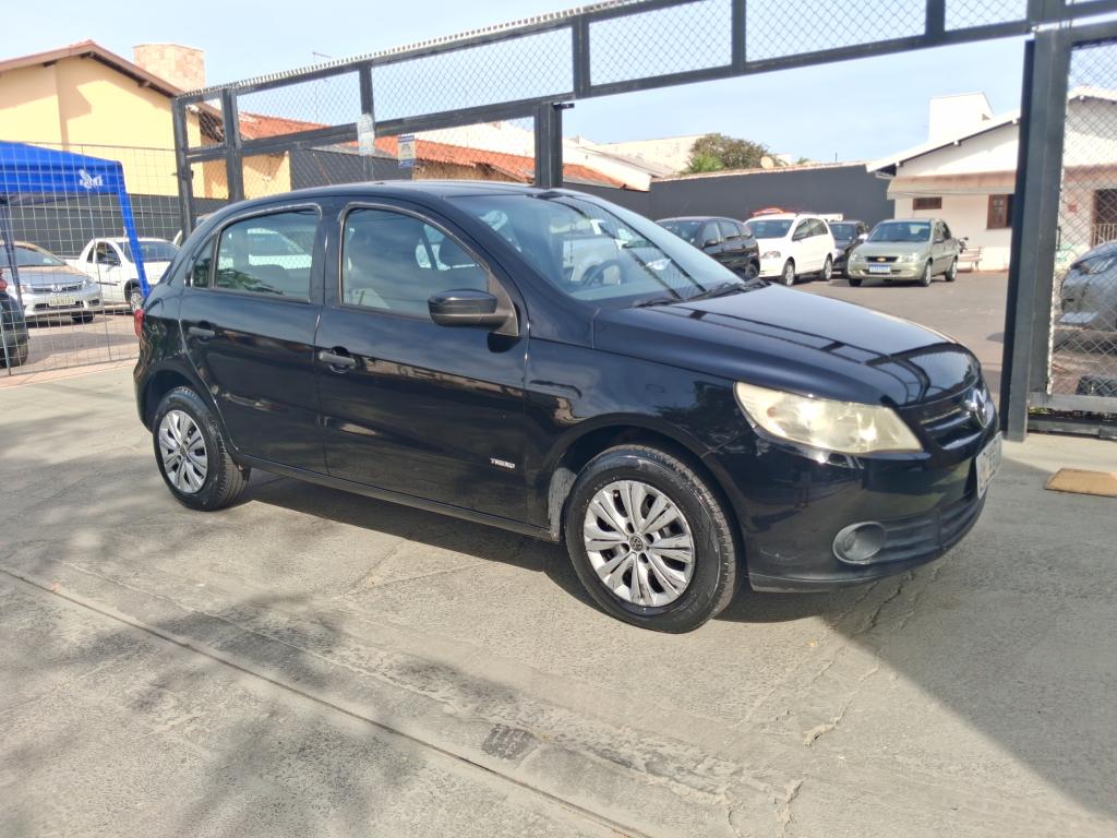 VOLKSWAGEN Gol