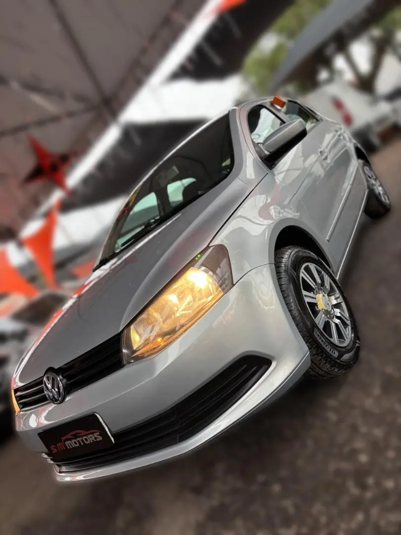 VOLKSWAGEN Gol - Foto