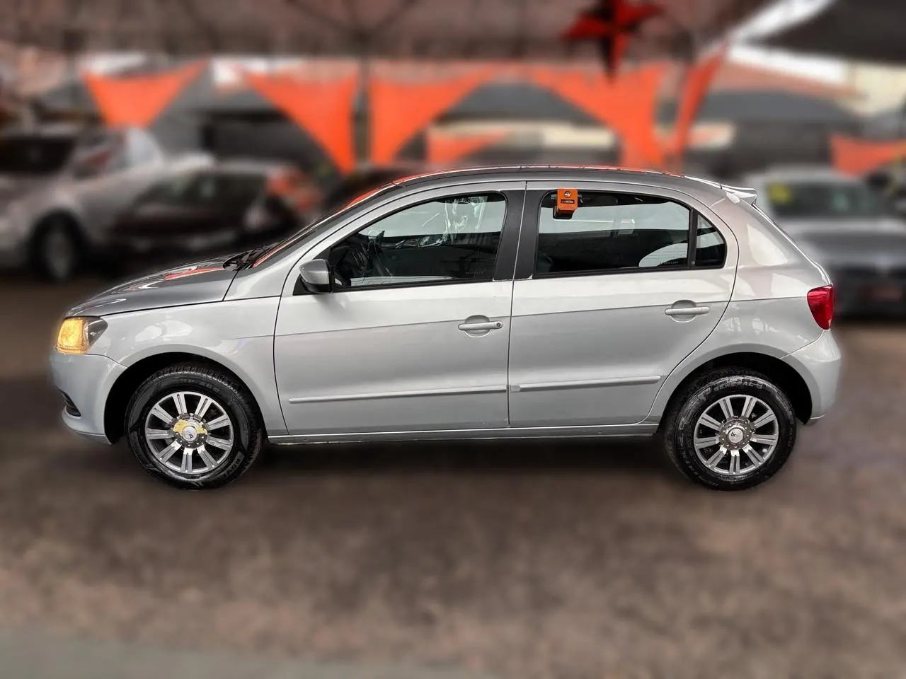 VOLKSWAGEN Gol - Foto