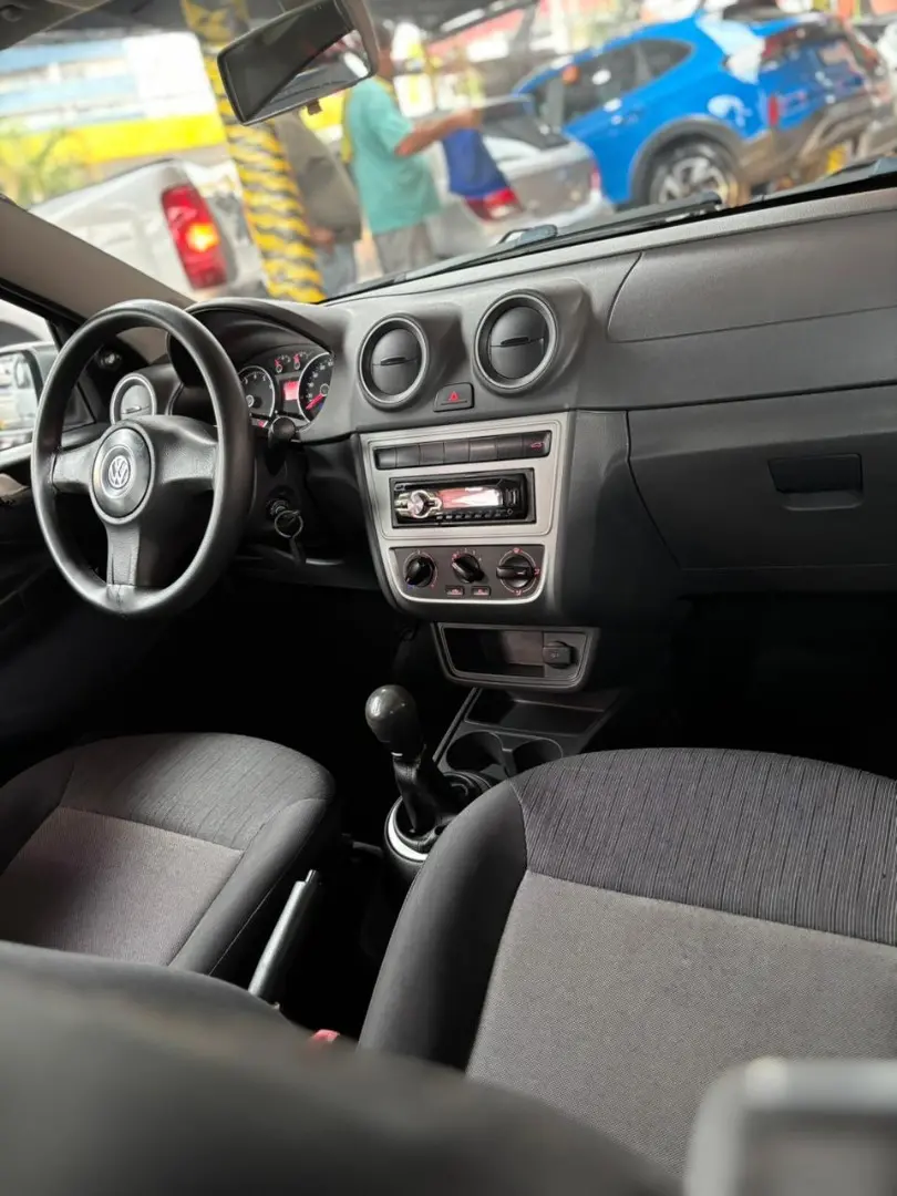 VOLKSWAGEN Gol - Foto