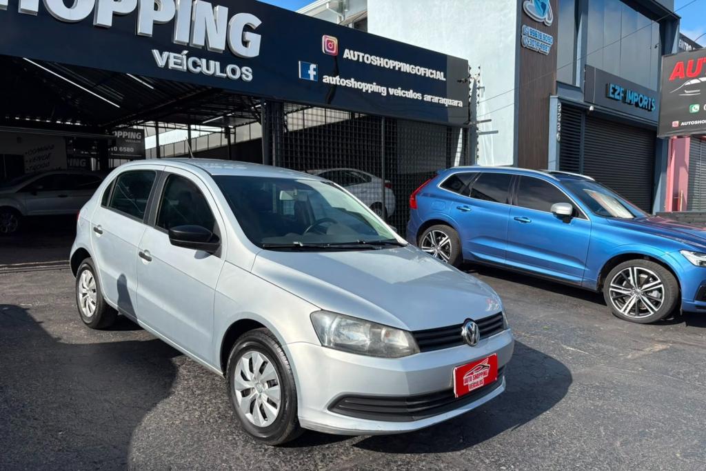 VOLKSWAGEN Gol