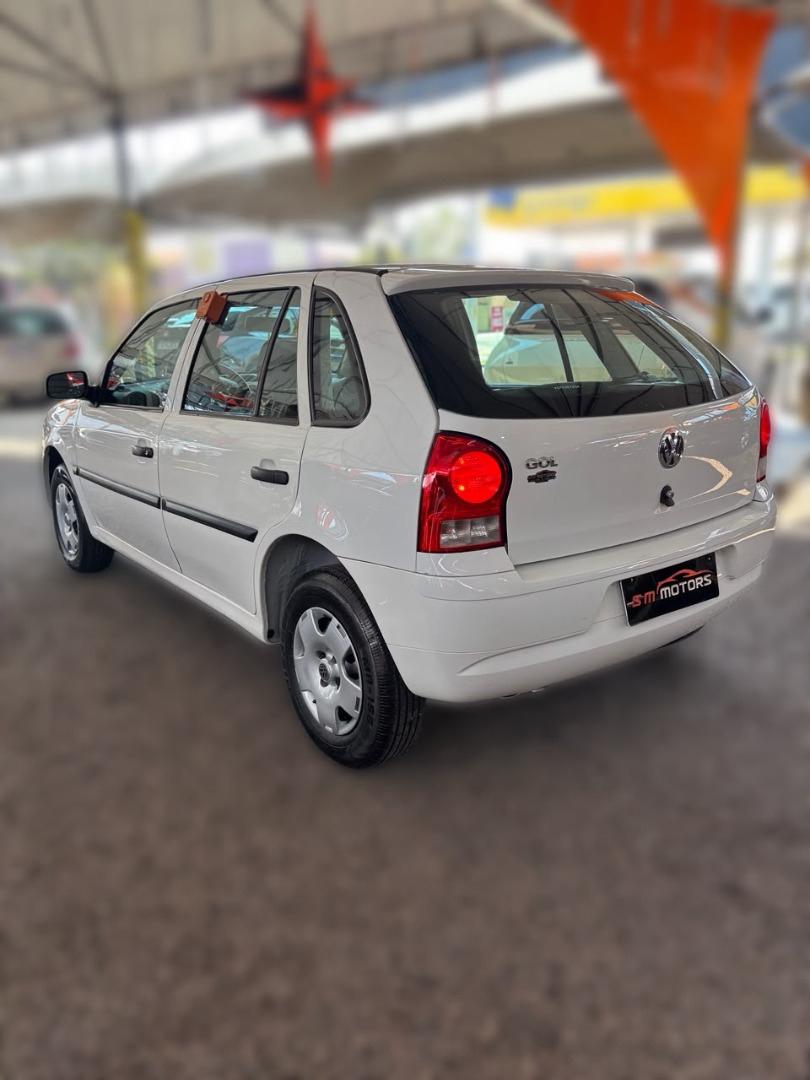 VOLKSWAGEN Gol - Foto