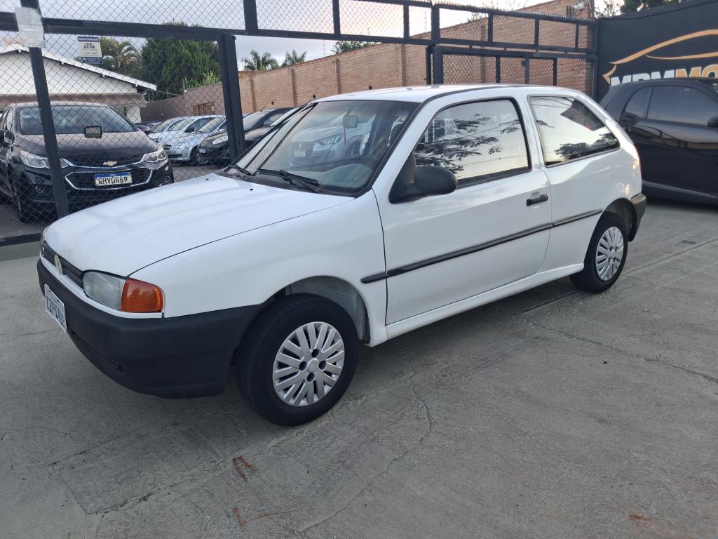 VOLKSWAGEN Gol