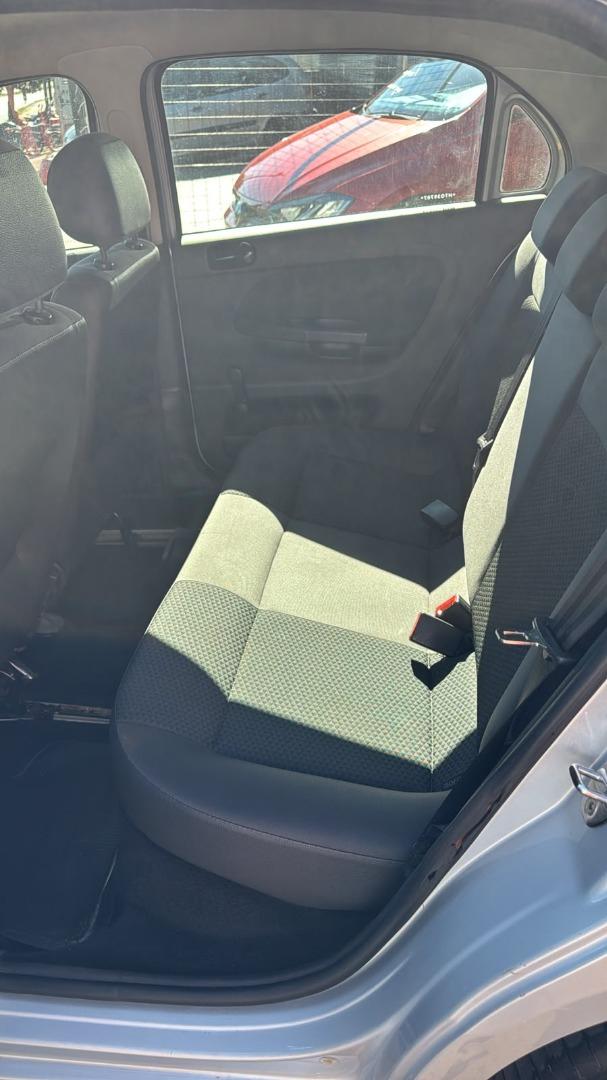 VOLKSWAGEN Gol - Foto