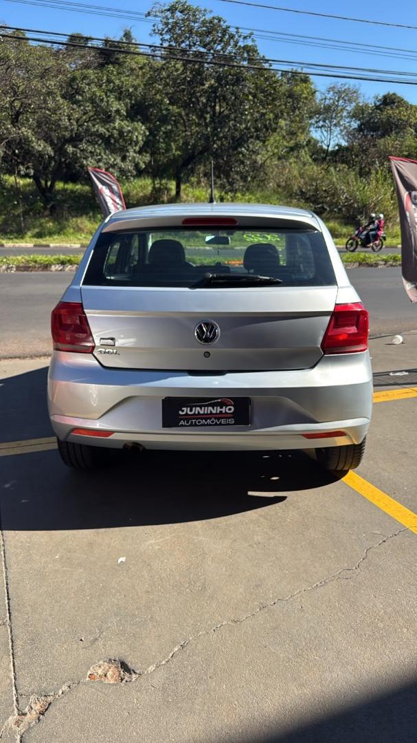 VOLKSWAGEN Gol - Foto