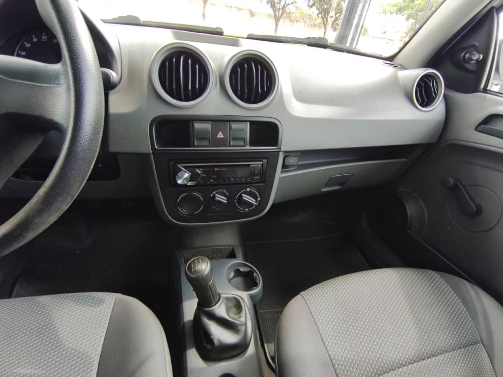 VOLKSWAGEN Gol - Foto