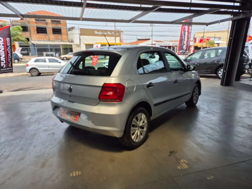 VOLKSWAGEN Gol - Foto