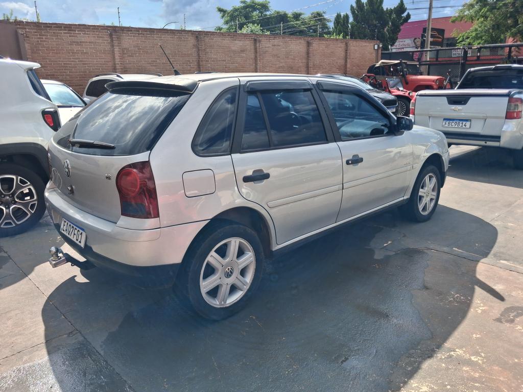 VOLKSWAGEN Gol - Foto