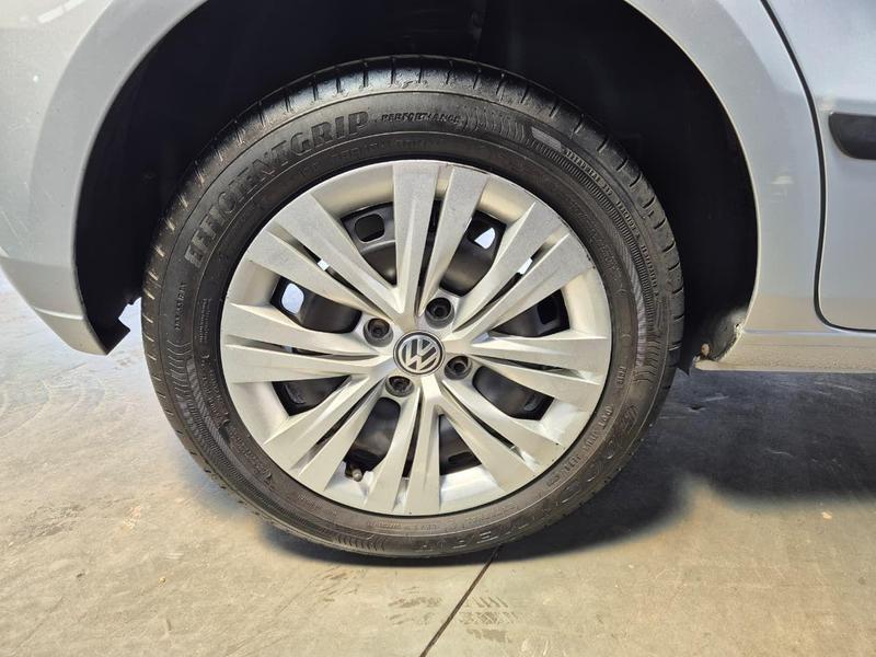 VOLKSWAGEN Gol - Foto