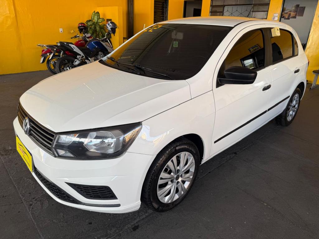 VOLKSWAGEN Gol