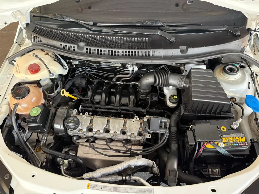 VOLKSWAGEN Gol - Foto