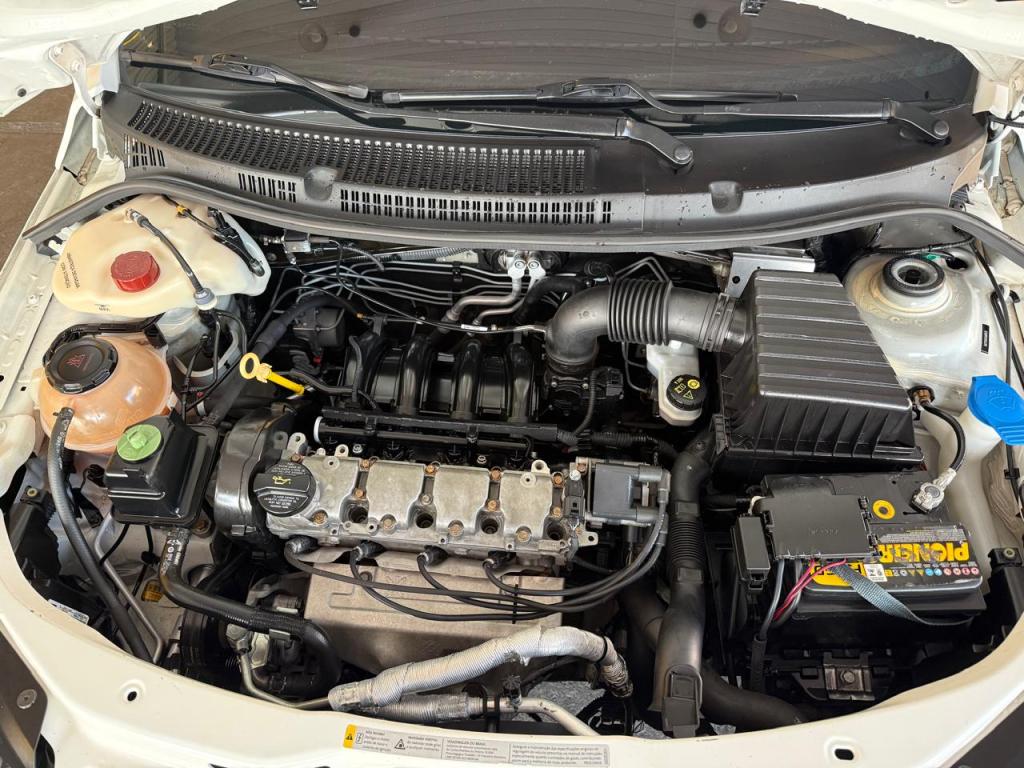 VOLKSWAGEN Gol - Foto