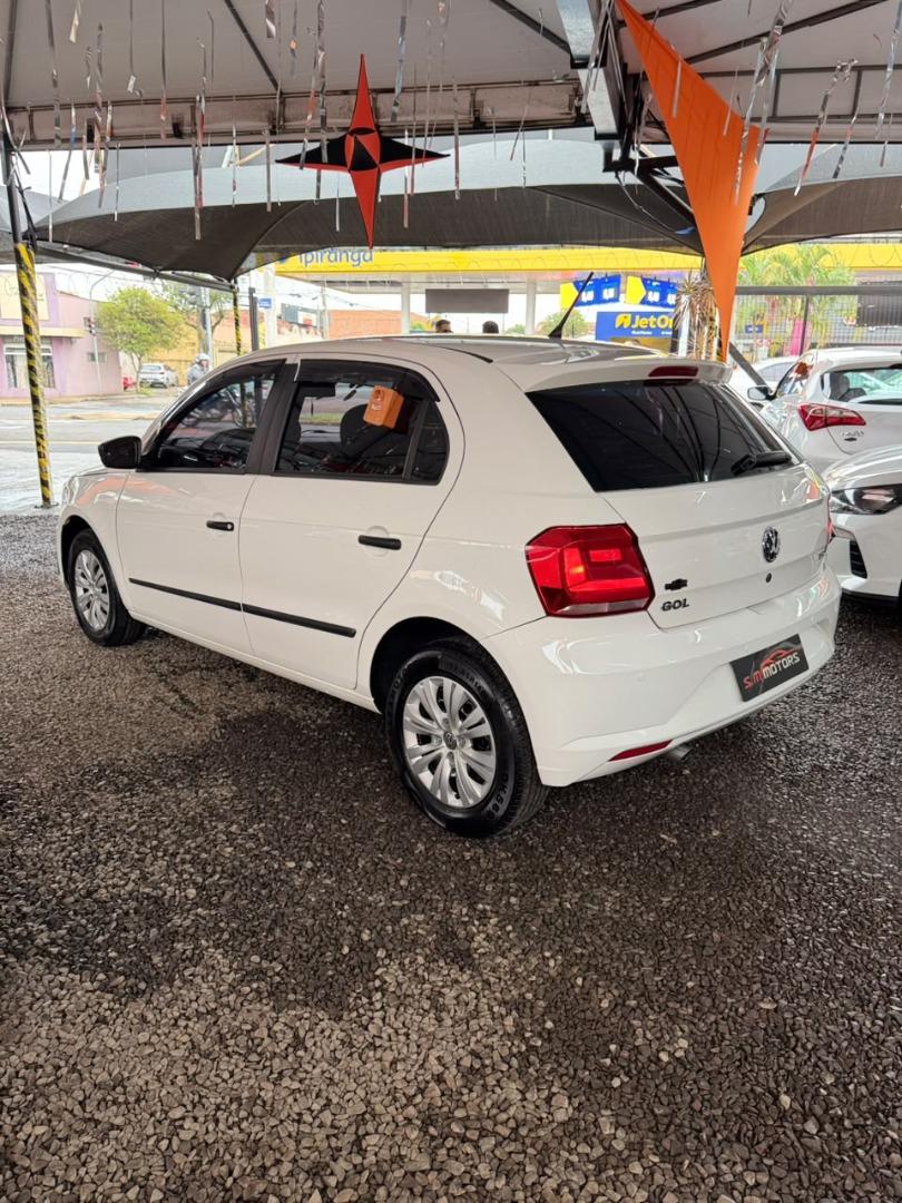VOLKSWAGEN Gol - Foto