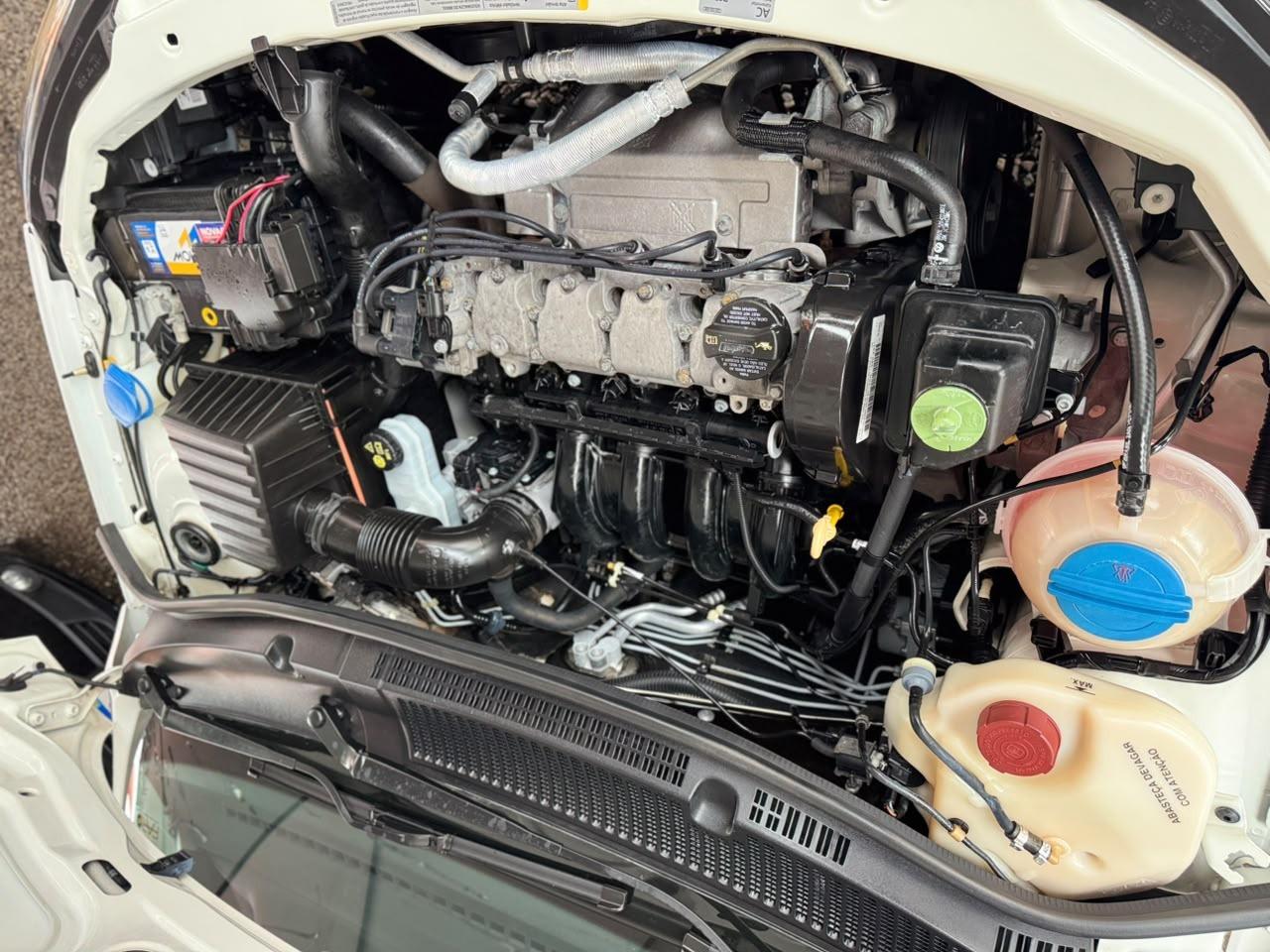 VOLKSWAGEN Gol - Foto