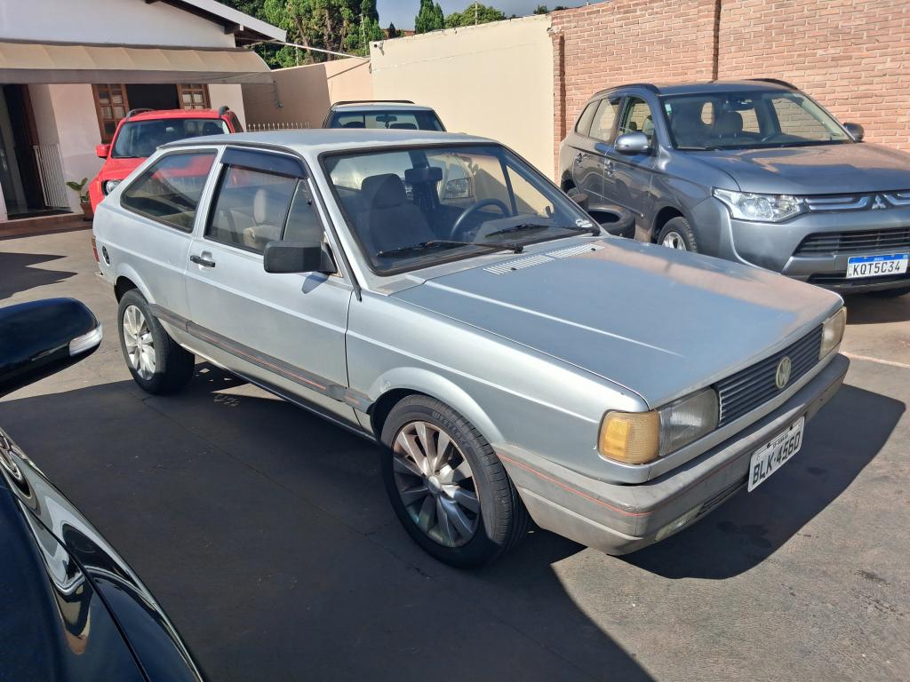 VOLKSWAGEN Gol