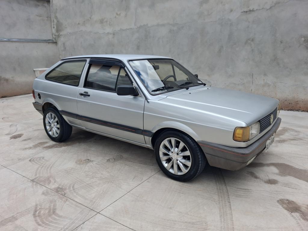 VOLKSWAGEN Gol