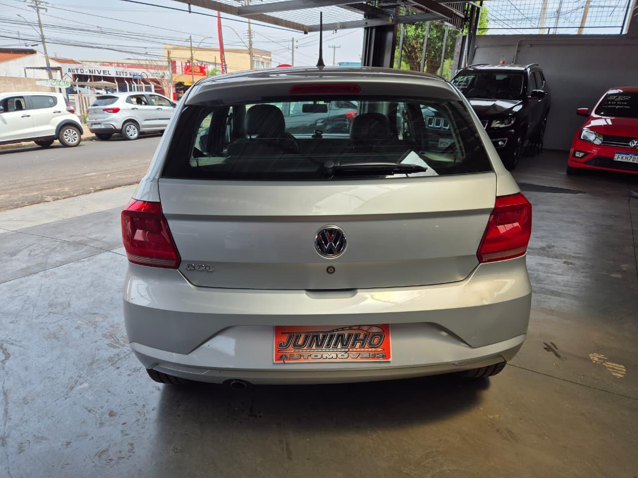 VOLKSWAGEN Gol - Foto