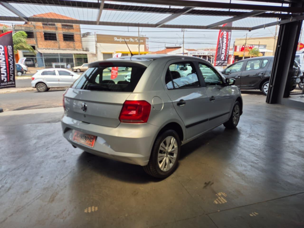 VOLKSWAGEN Gol - Foto