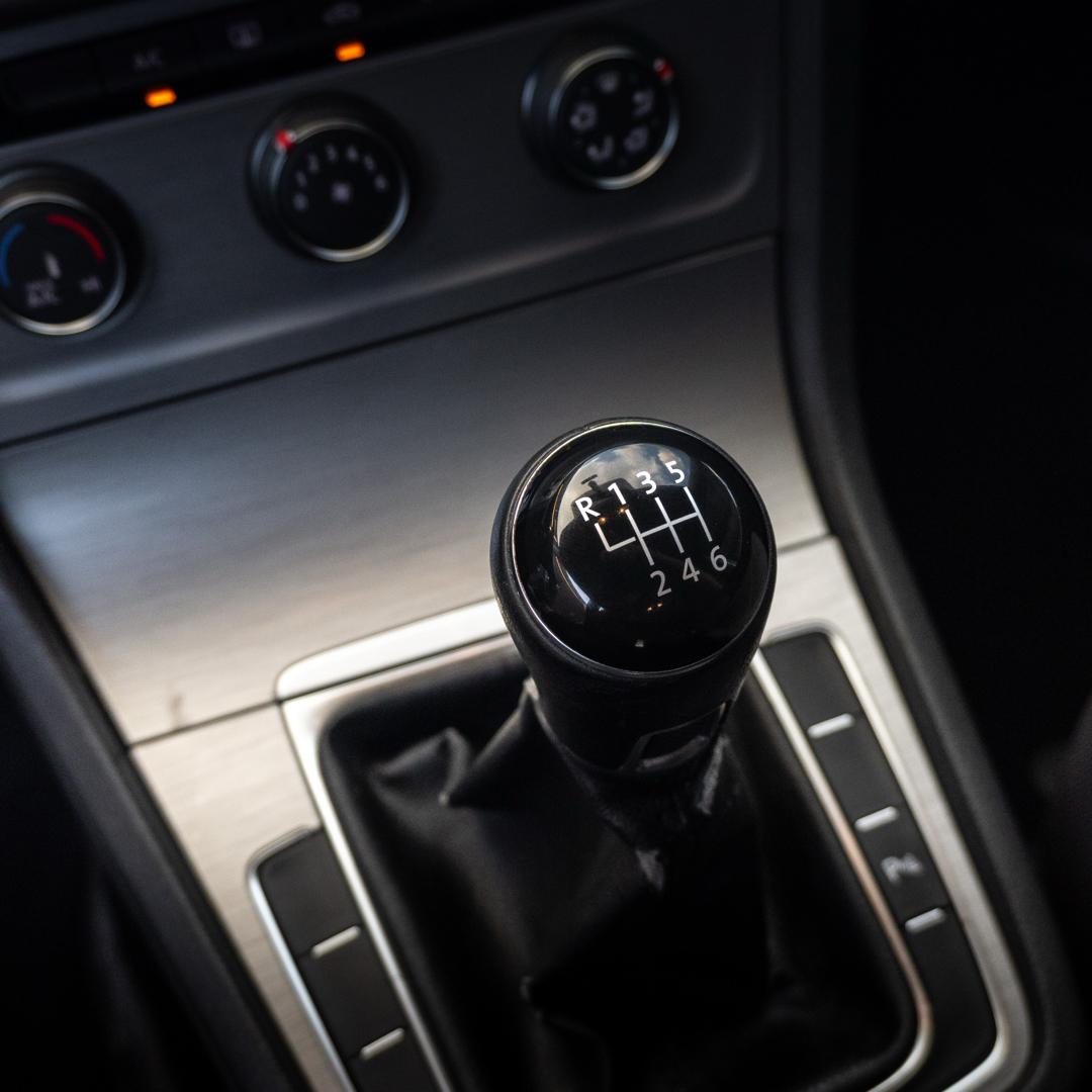 VOLKSWAGEN Golf - Foto