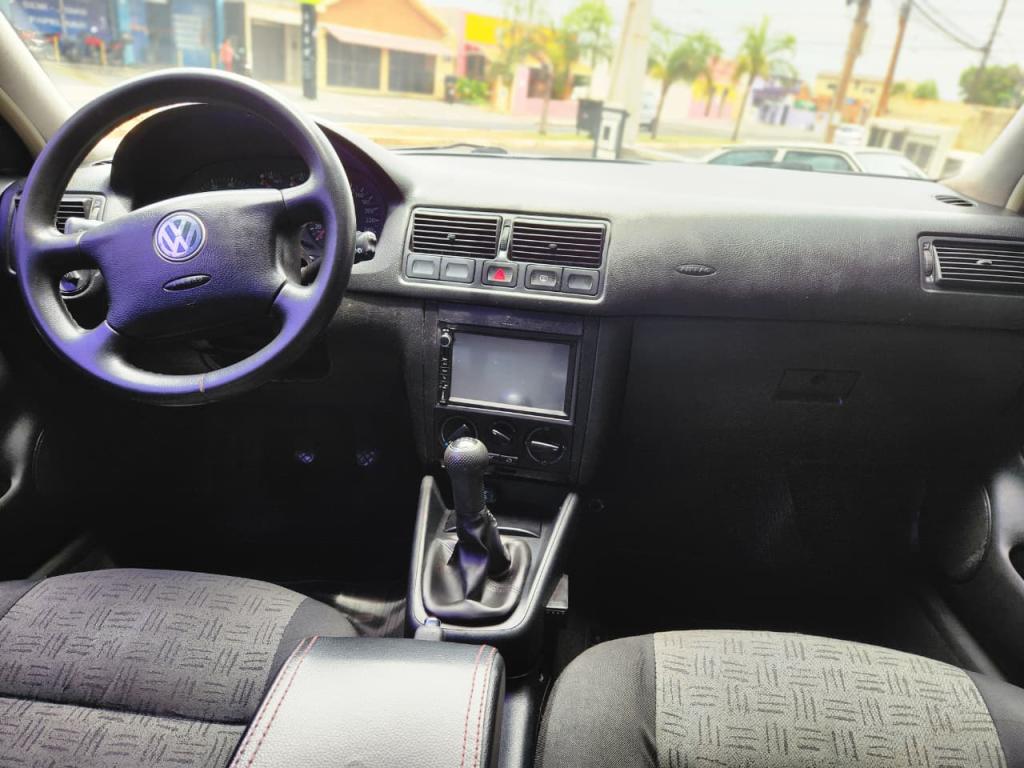 VOLKSWAGEN Golf - Foto