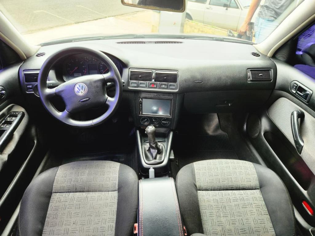 VOLKSWAGEN Golf - Foto