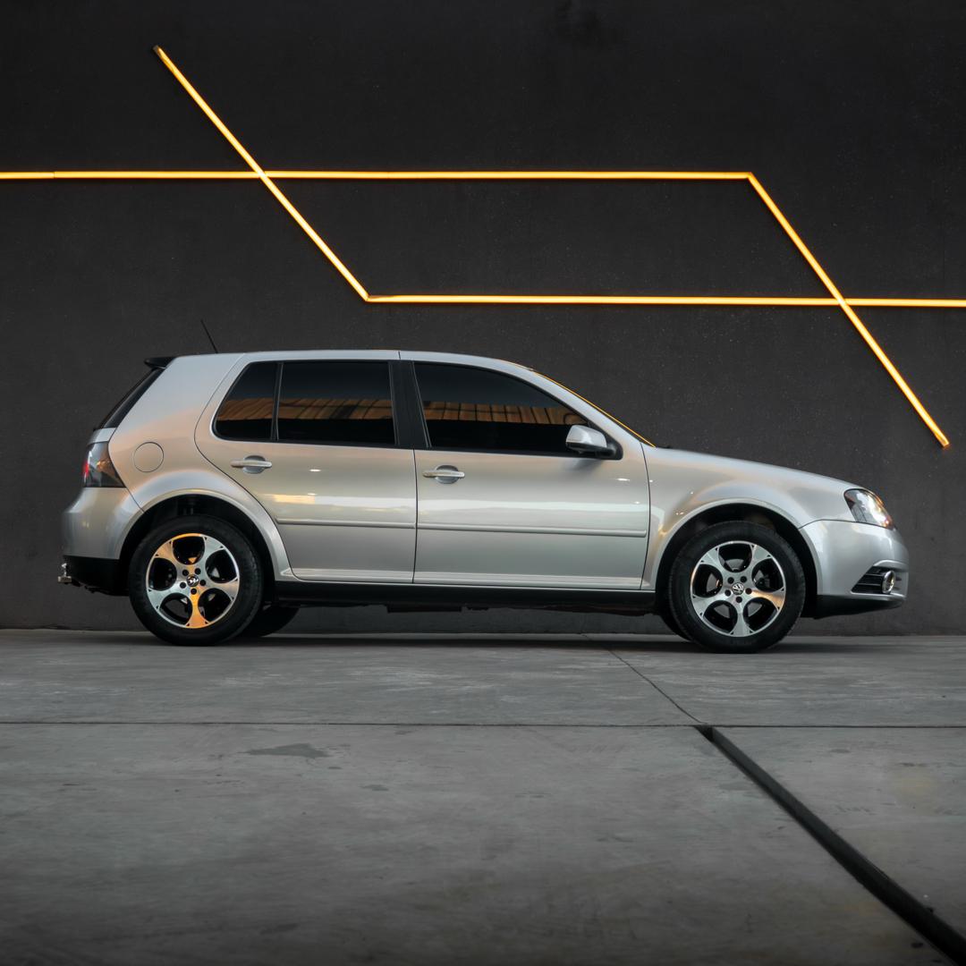 VOLKSWAGEN Golf - Foto