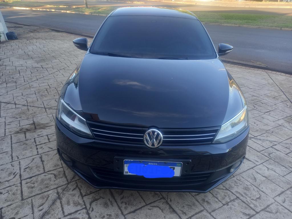 VOLKSWAGEN Jetta - Foto