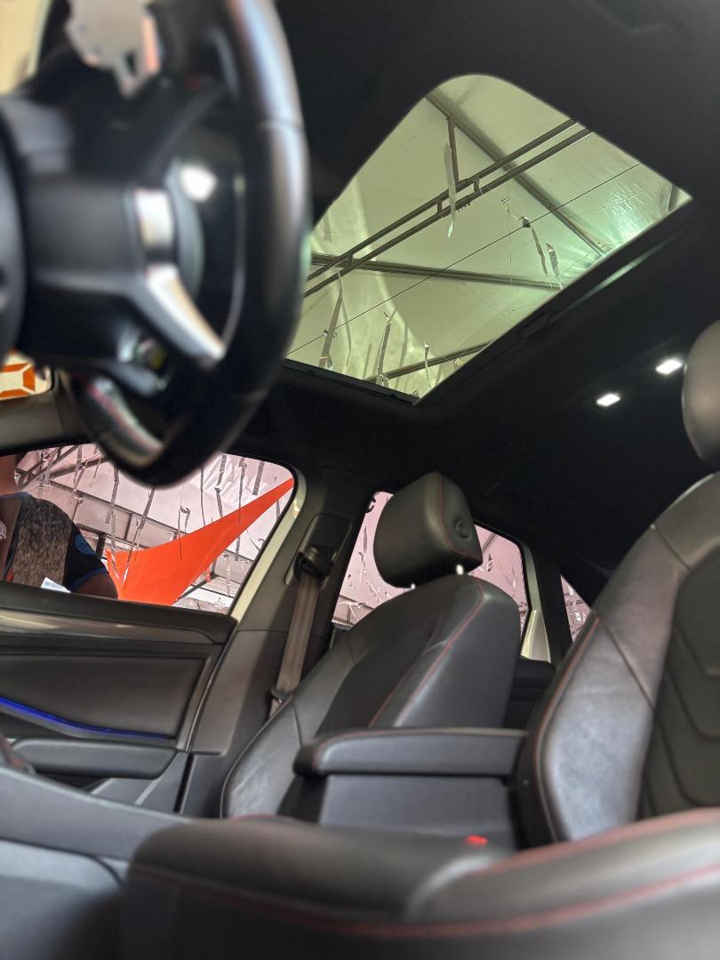 VOLKSWAGEN Jetta - Foto