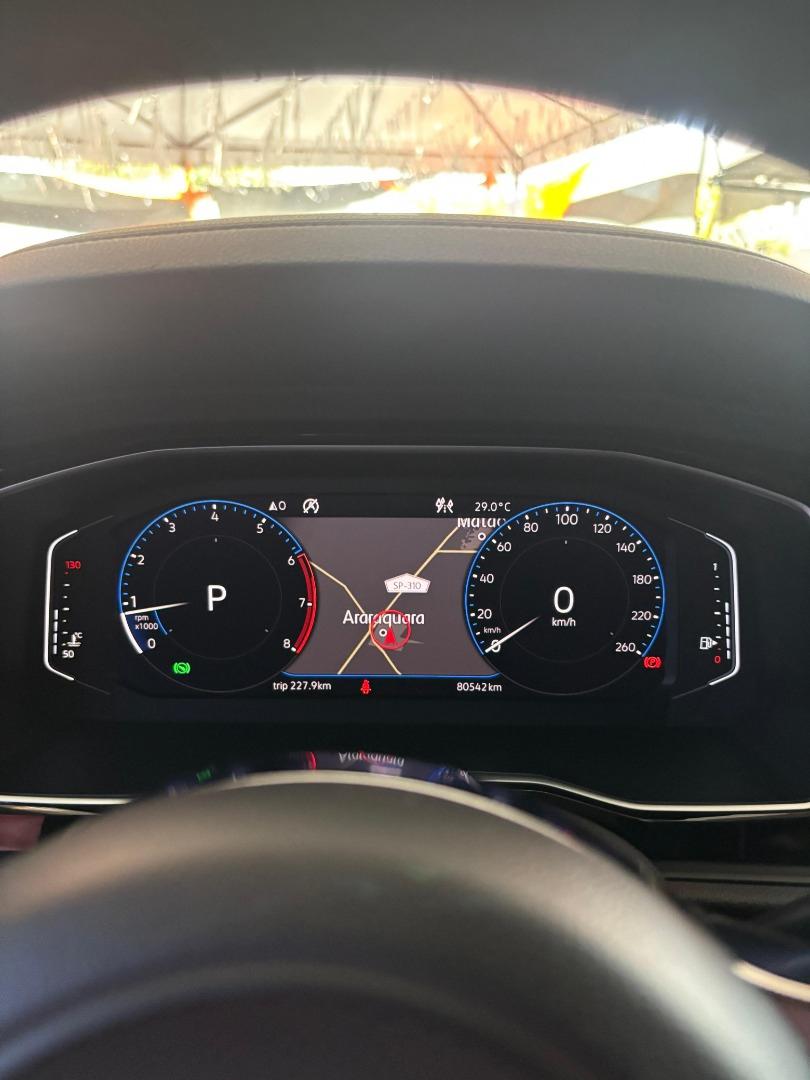 VOLKSWAGEN Jetta - Foto