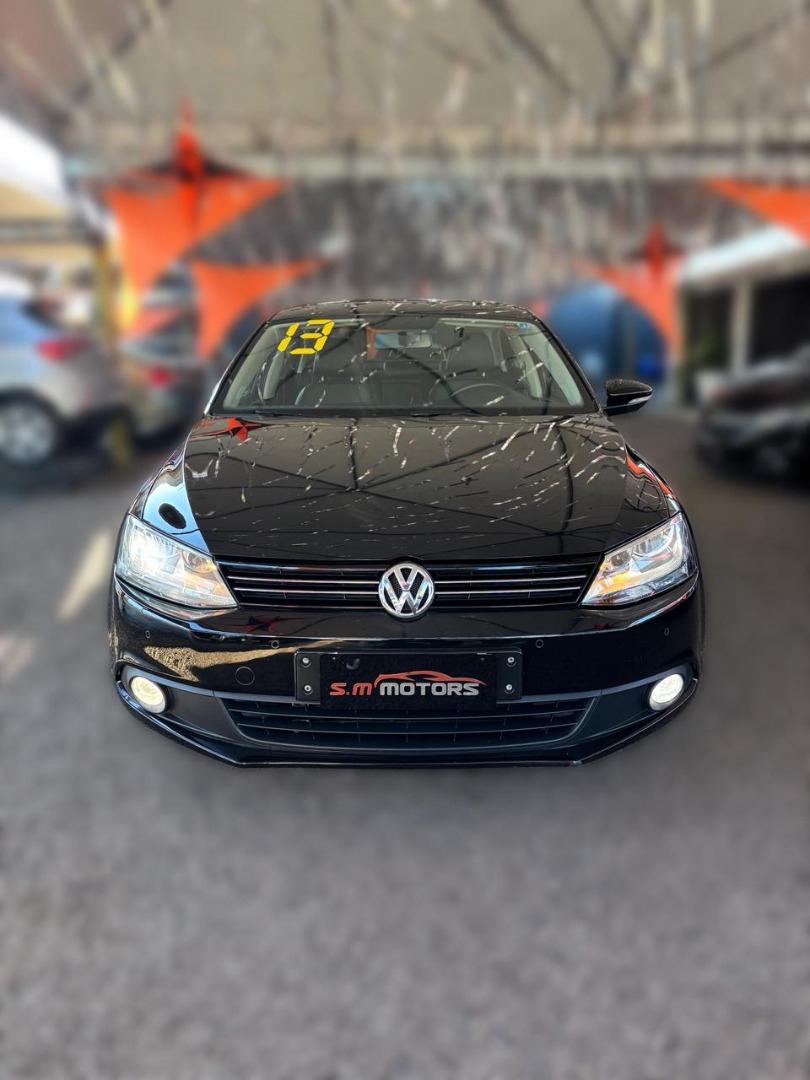 VOLKSWAGEN Jetta - Foto