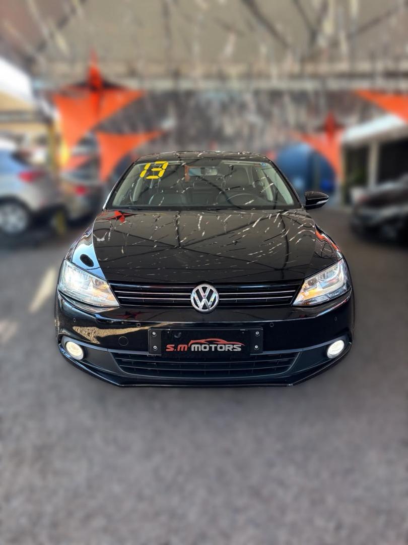 VOLKSWAGEN Jetta - Foto