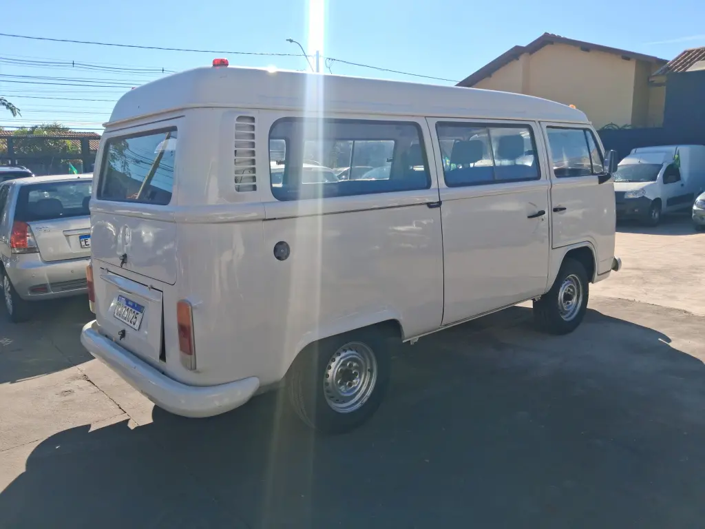 VOLKSWAGEN Kombi - Foto