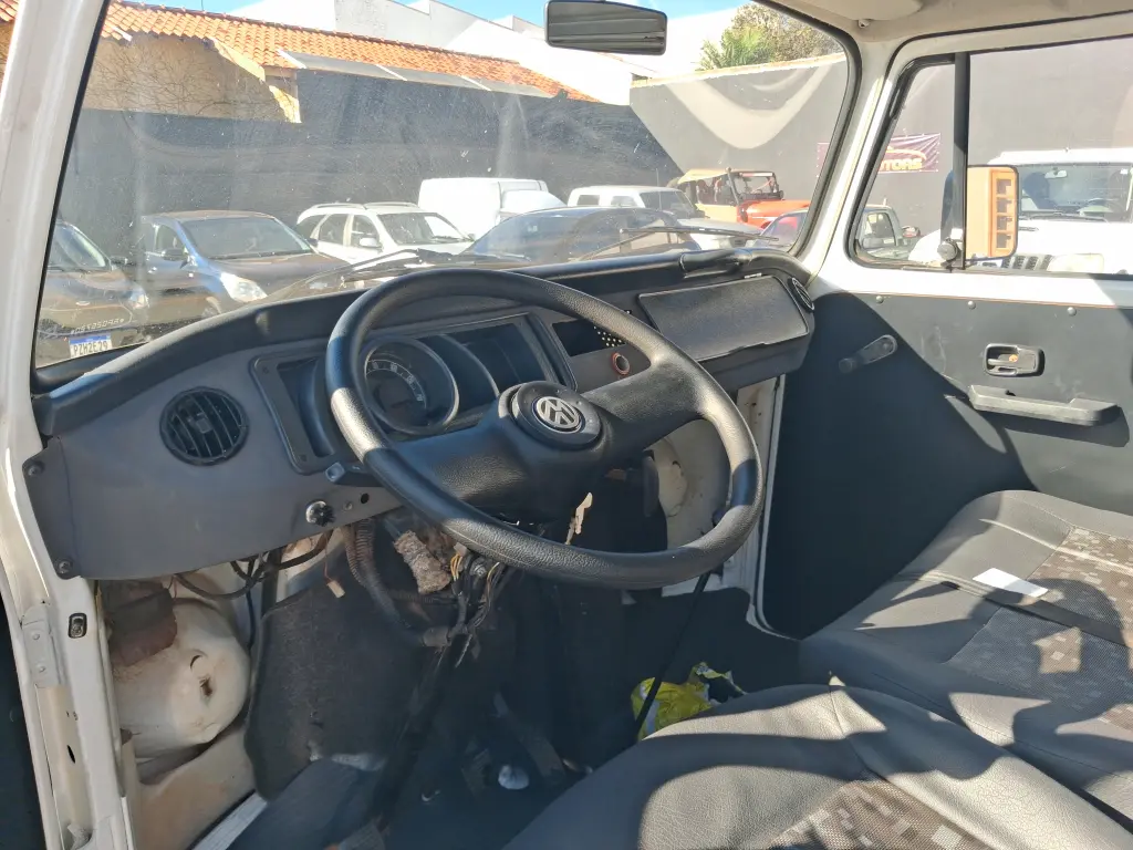 VOLKSWAGEN Kombi - Foto
