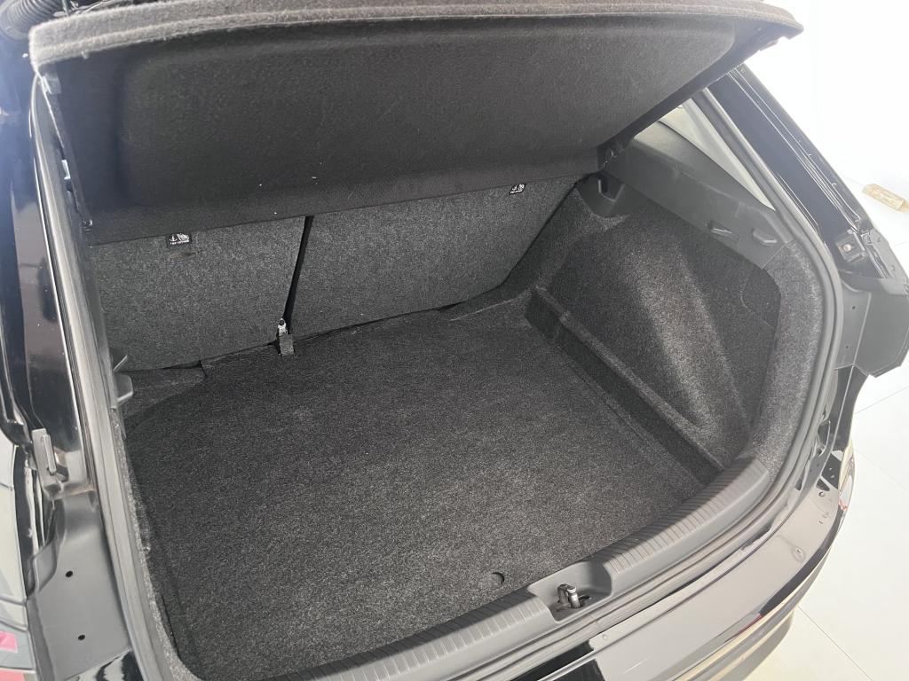 VOLKSWAGEN Nivus - Miniatura