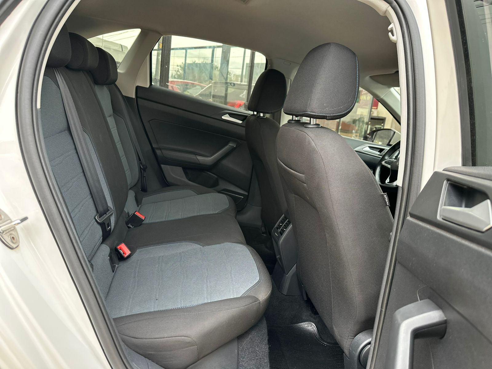 VOLKSWAGEN Nivus - Foto