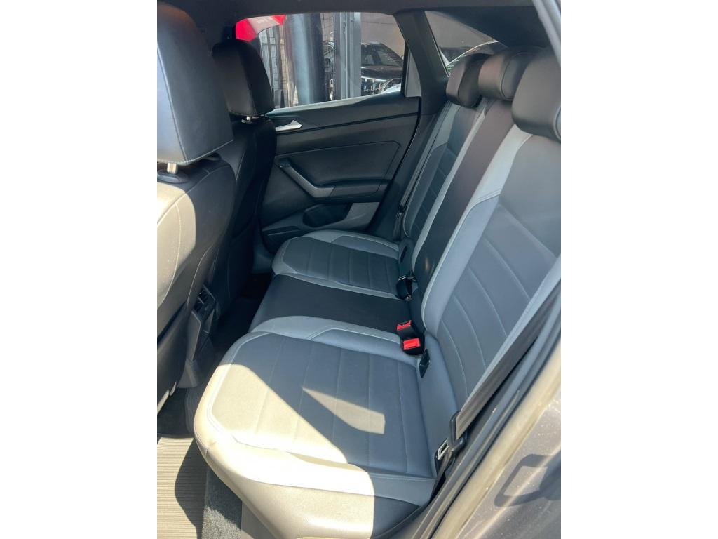 VOLKSWAGEN Nivus - Foto