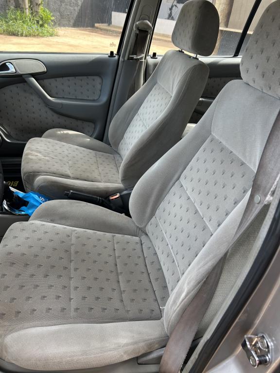 VOLKSWAGEN Parati - Foto