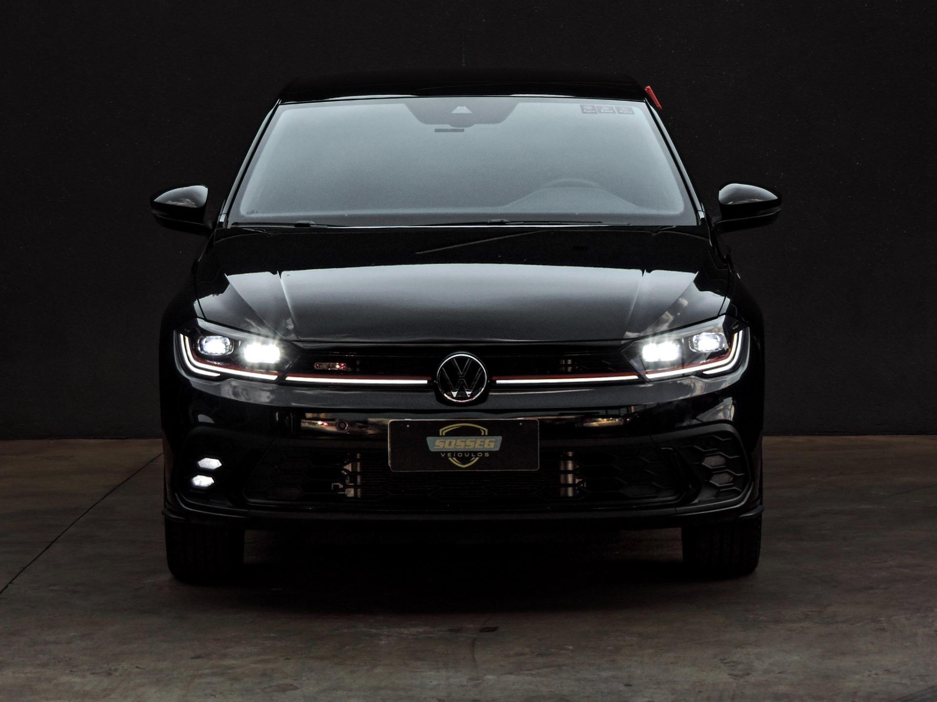 VOLKSWAGEN Polo Hatch - Foto