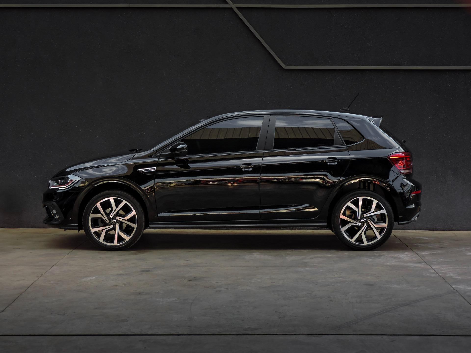 VOLKSWAGEN Polo Hatch - Foto